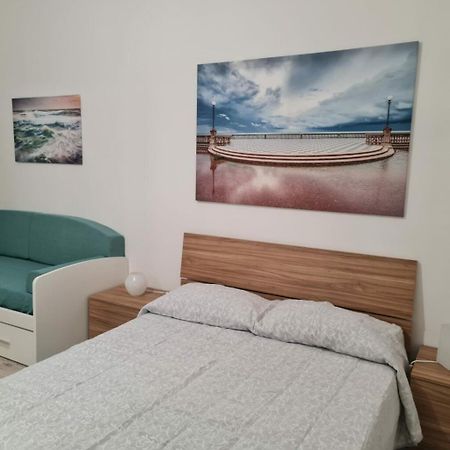 Casagrande - Guest House Ліворно Екстер'єр фото